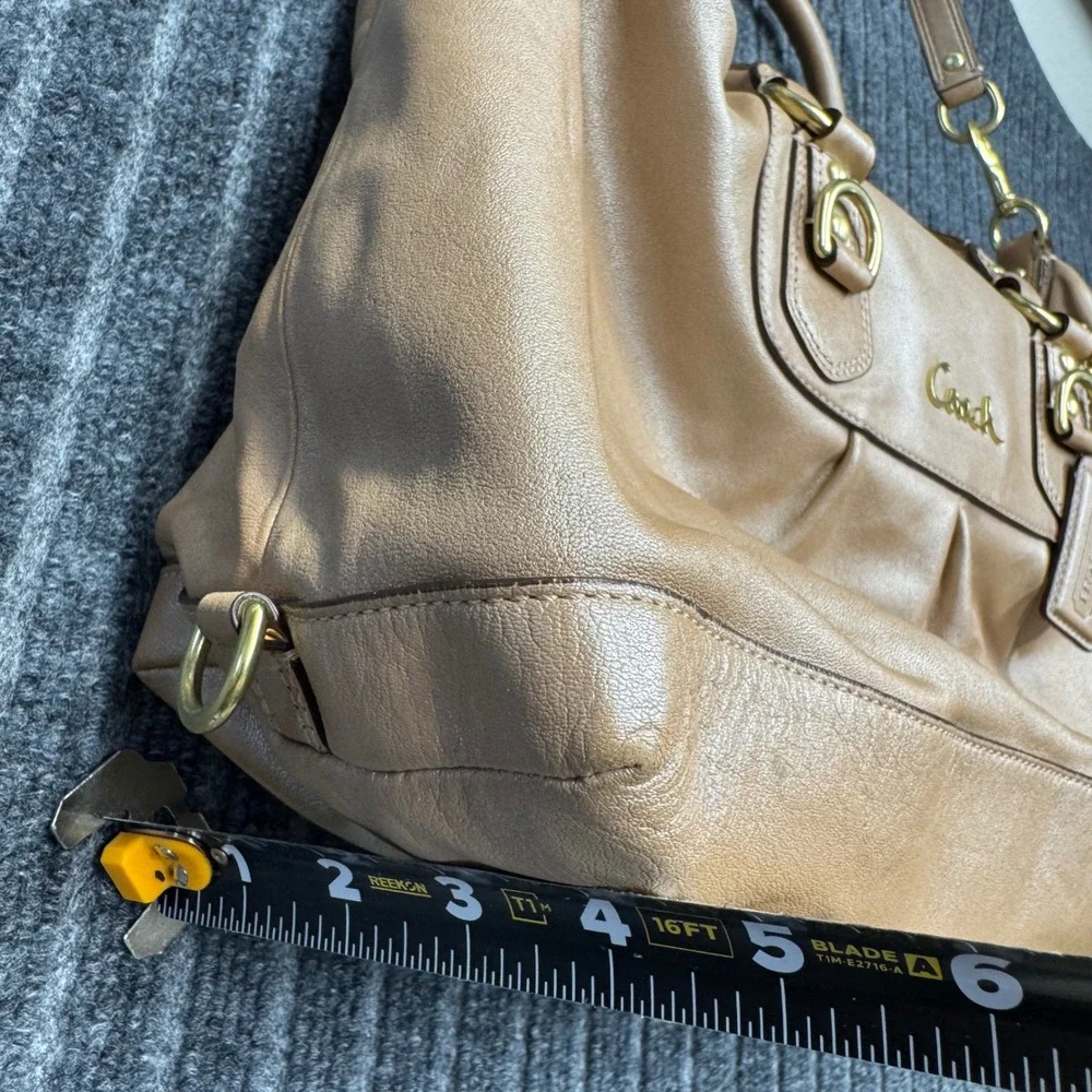 Coach Ashley Satchel Large Tan Leather Gold Hardware F15447 (2211)
